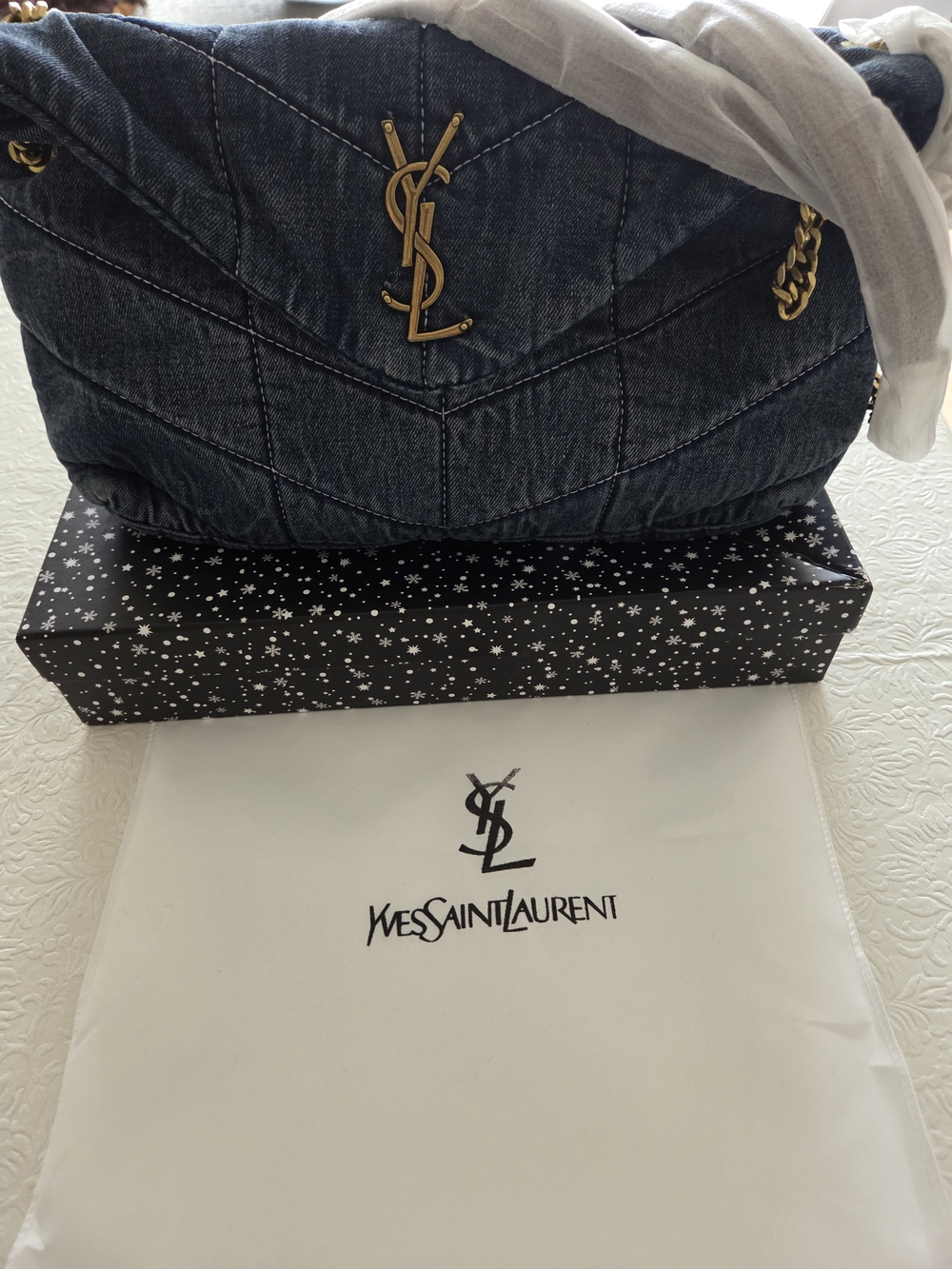 NWOT Designer Inspired  Washed Blue Denim Quilted Shoulder Bag - Picture 2 of 13